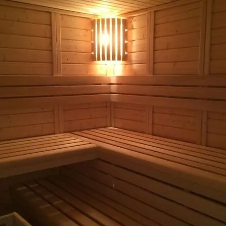 Semesterbostad 33 In Haus Roland Comfortable Zinnowitz
